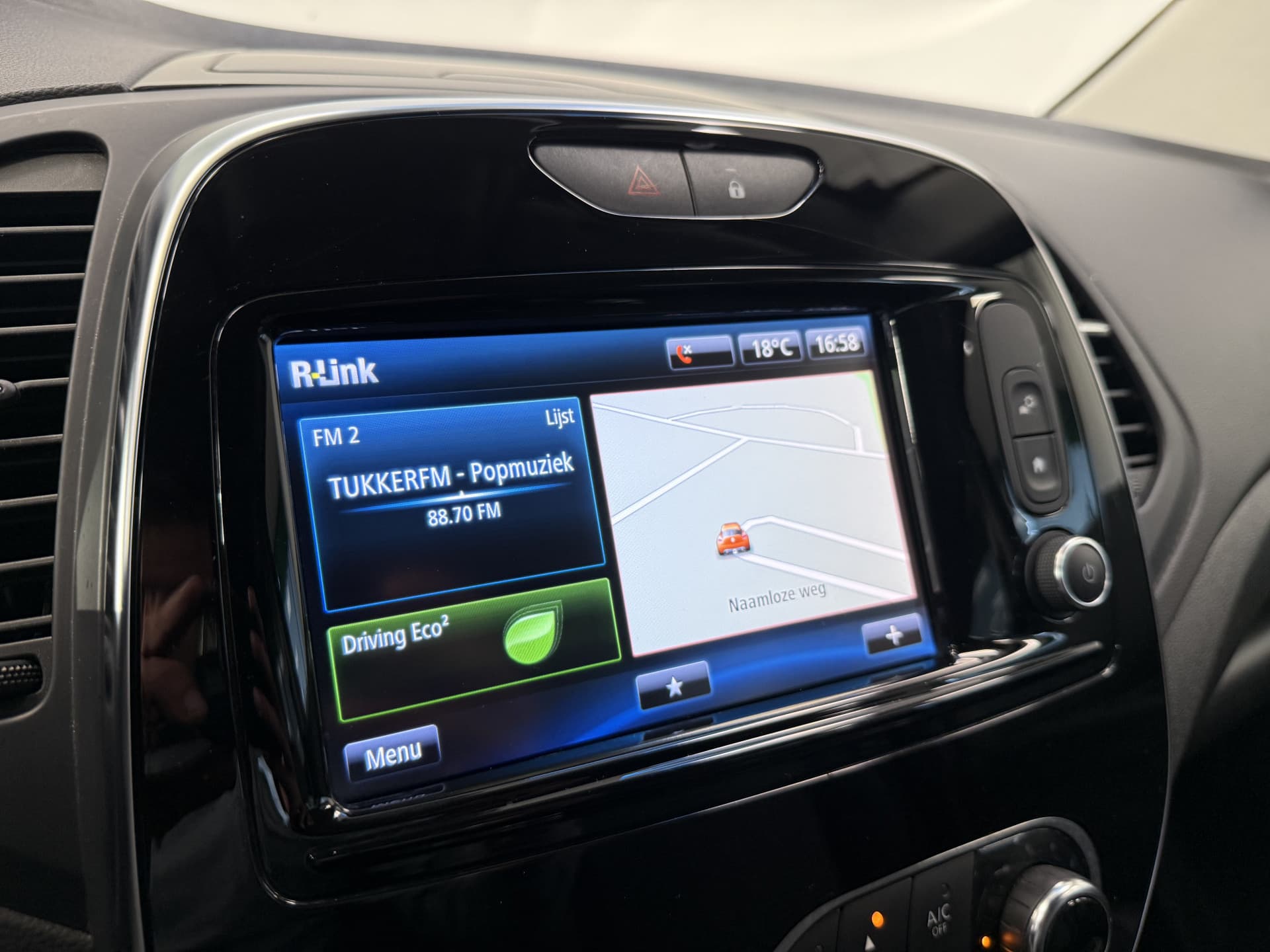 Renault Captur 1.3 TCe Intens thumbnail 10