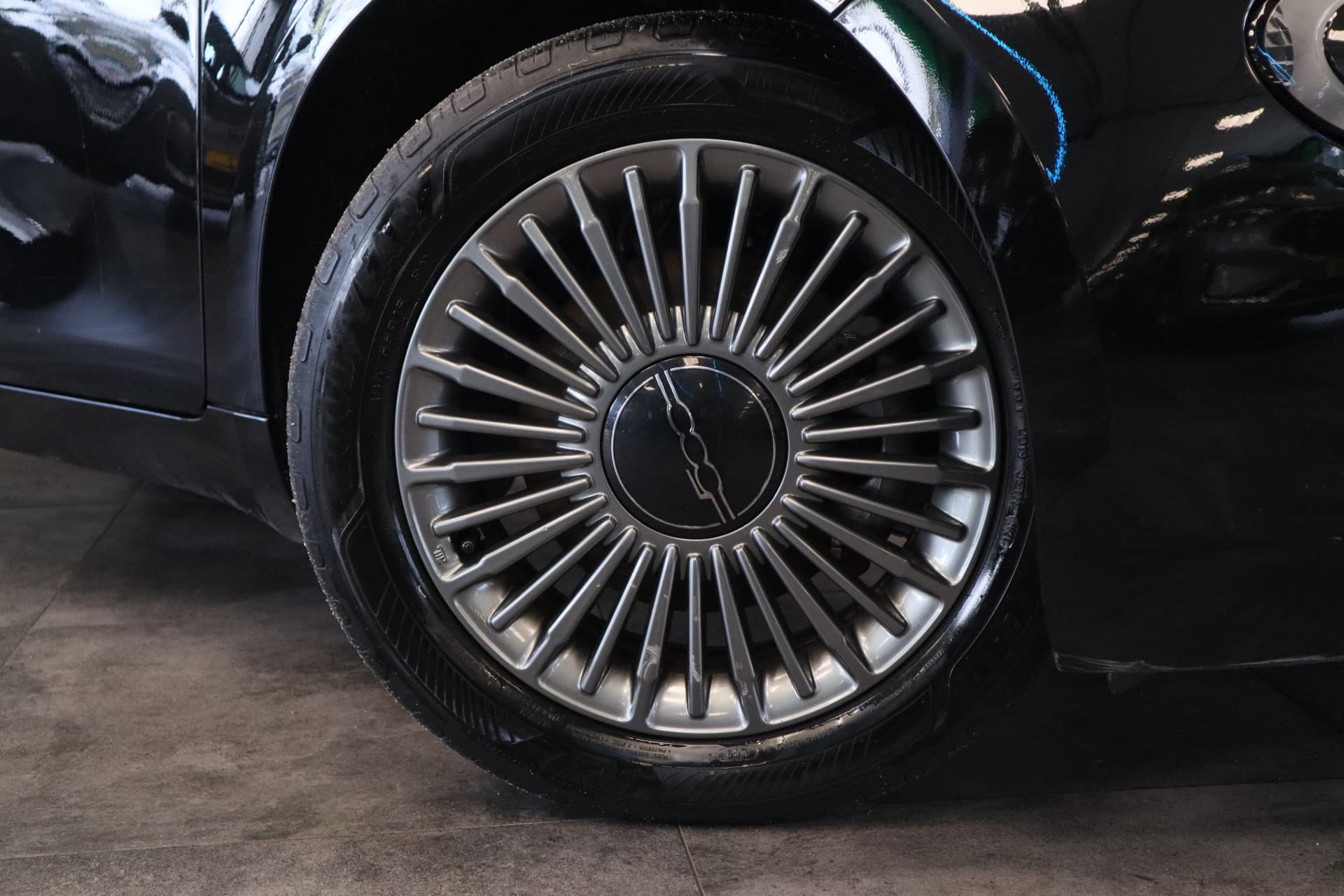 Fiat 500 Icon 42 kWh thumbnail 4