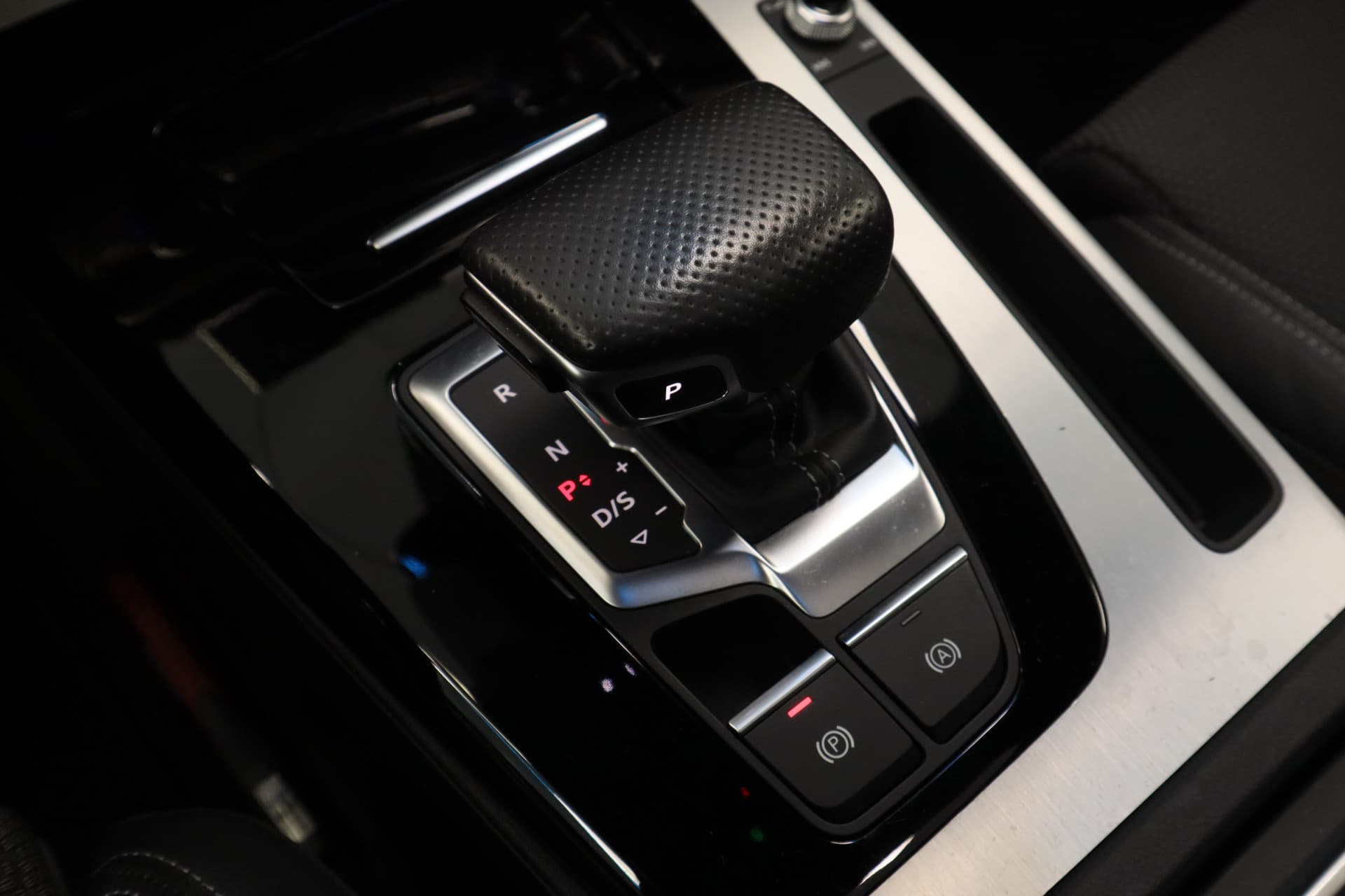 Audi Q5 Sportback TFSI e S edition thumbnail 13