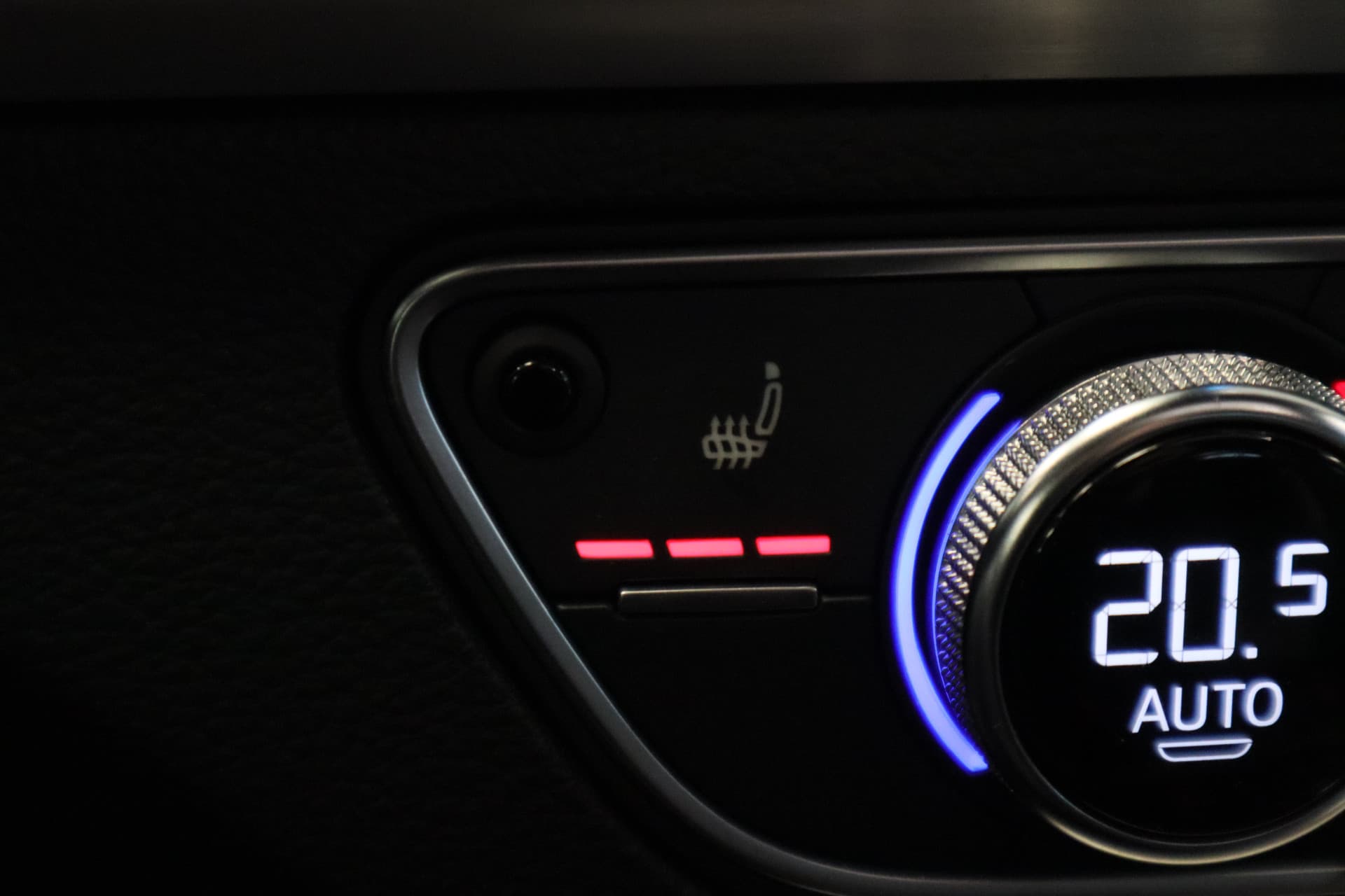 Audi Q5 Sportback TFSI e S edition thumbnail 15