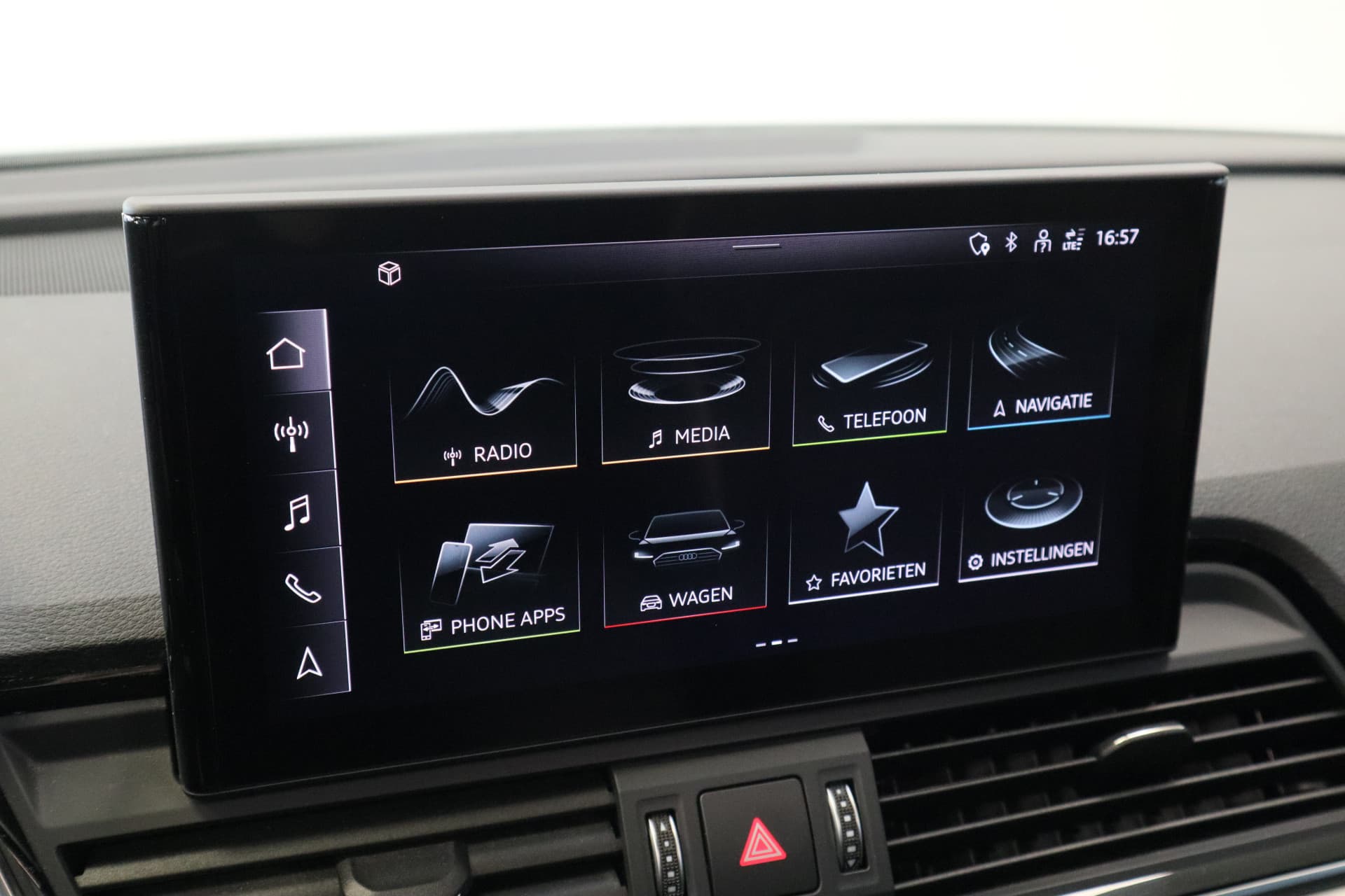 Audi Q5 Sportback TFSI e S edition thumbnail 16