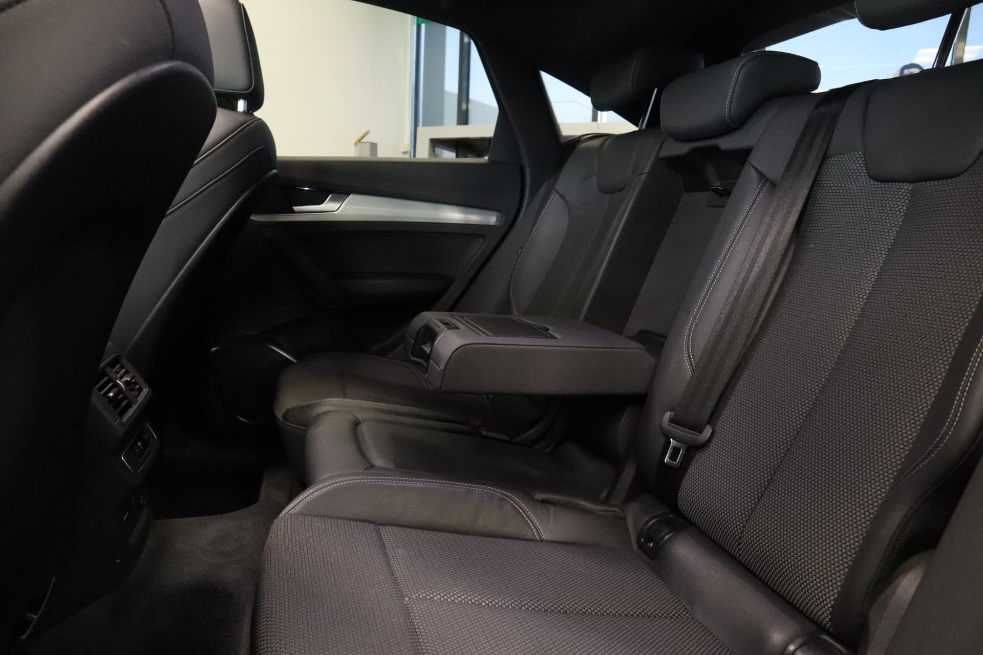 Audi Q5 Sportback TFSI e S edition thumbnail 21