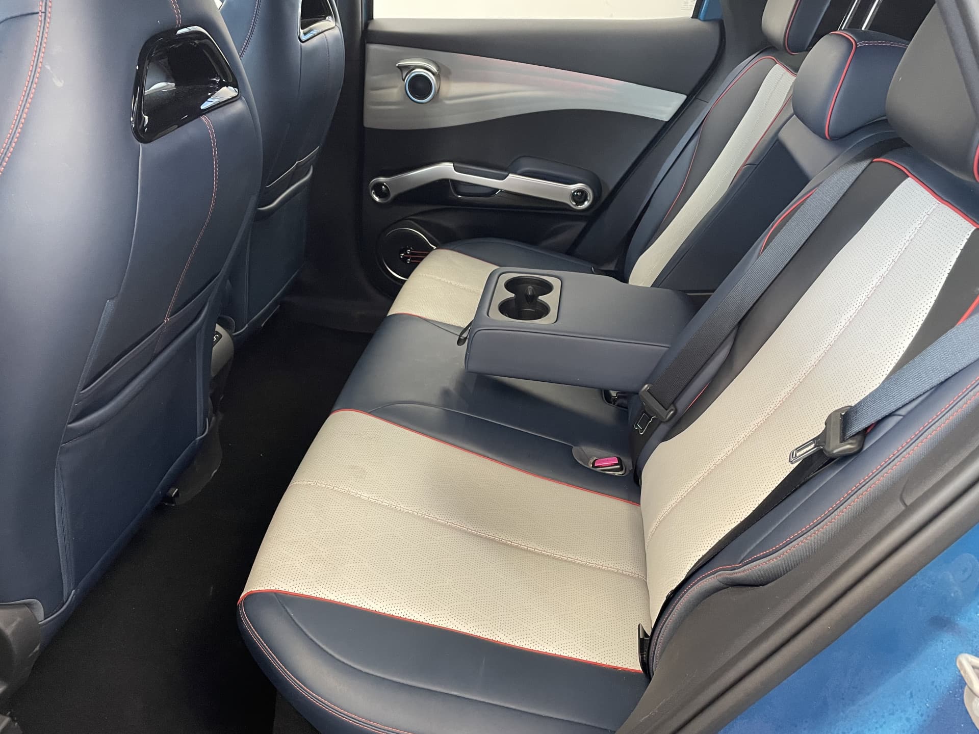 BYD ATTO 3 Comfort 60 kWh thumbnail 14