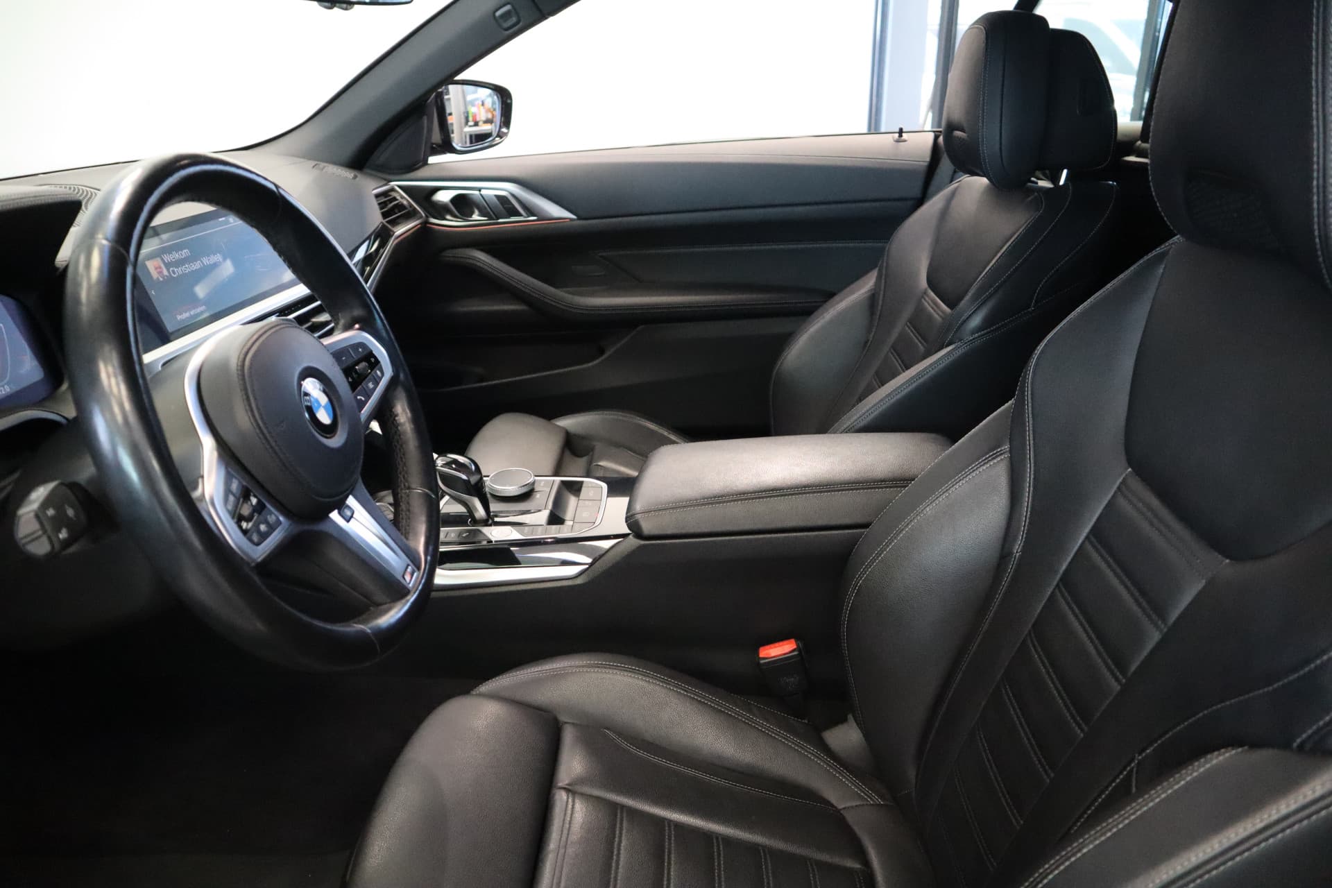 BMW 4 Serie Cabrio M440i xDrive High-Executive thumbnail 7