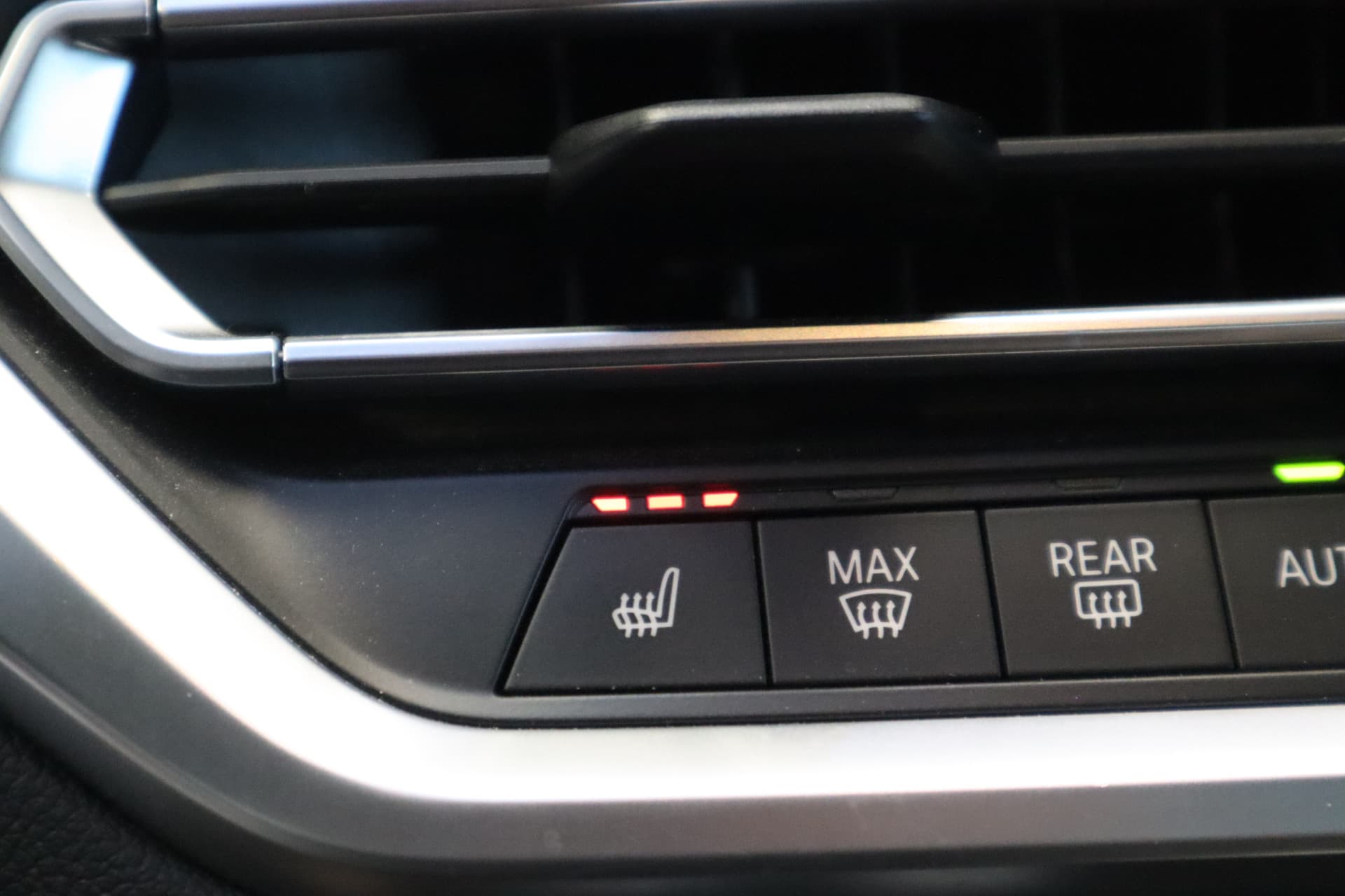 BMW 4 Serie Cabrio M440i xDrive High-Executive thumbnail 17