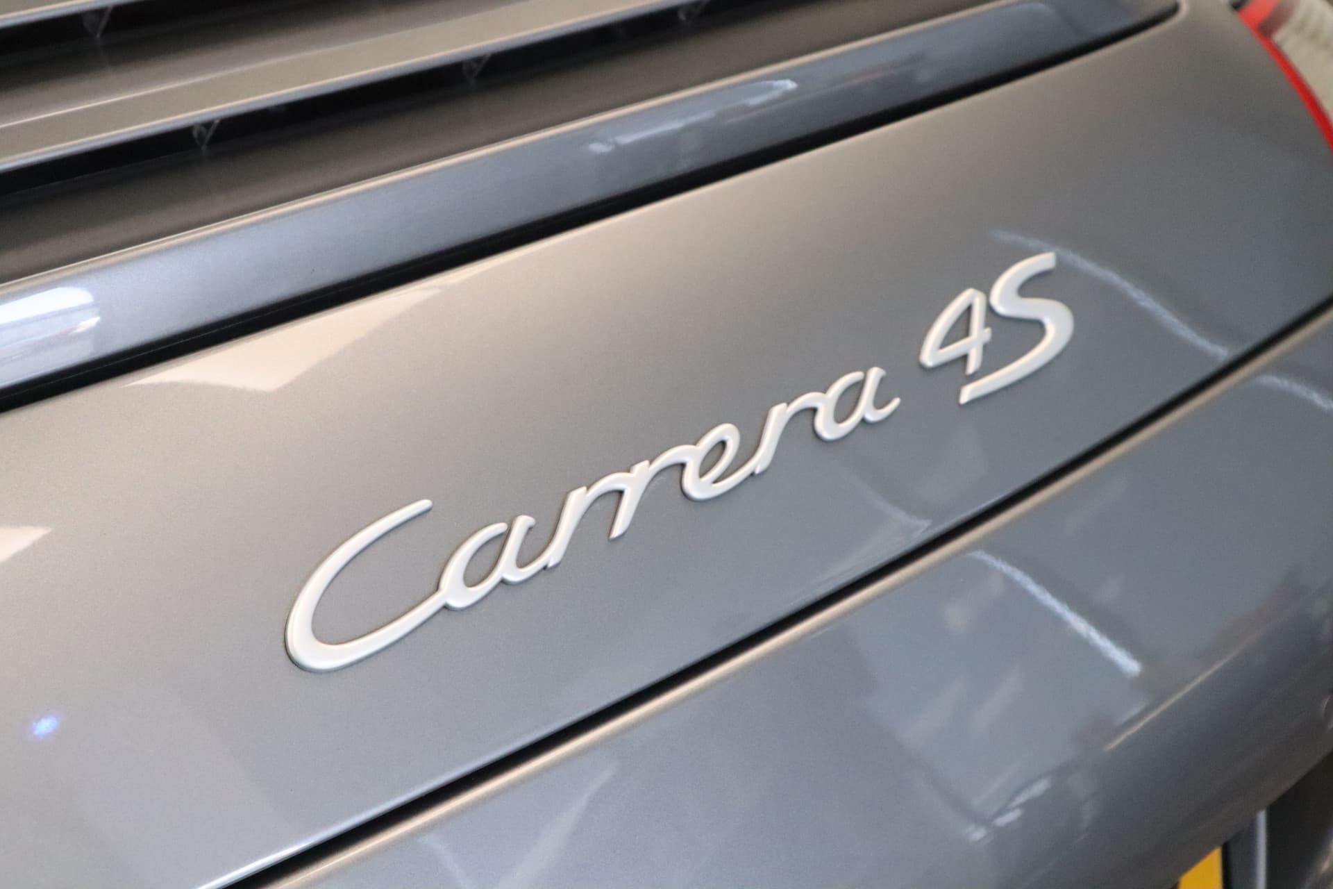 Porsche 911 3.8 Carrera 4S thumbnail 6