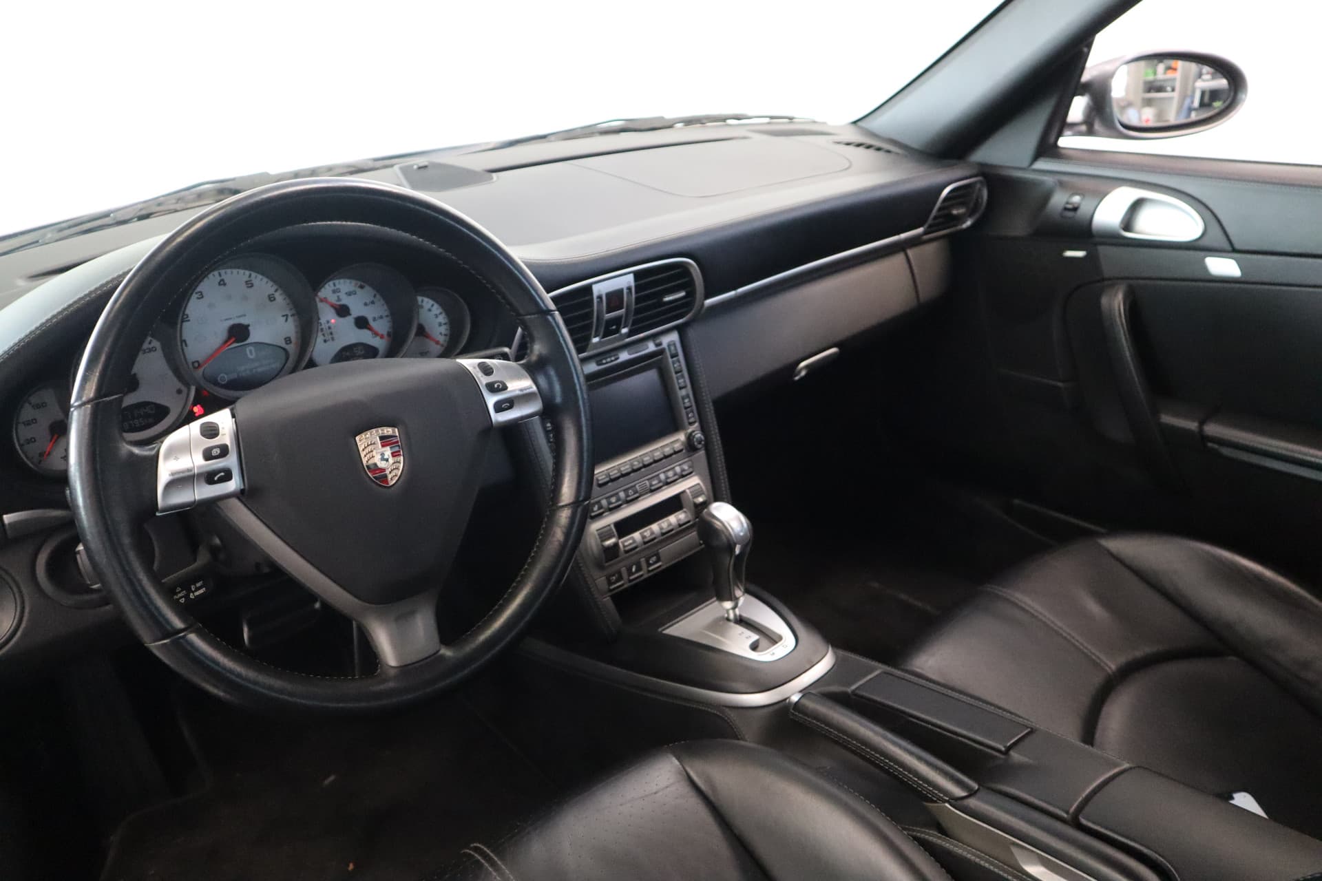 Porsche 911 3.8 Carrera 4S thumbnail 8