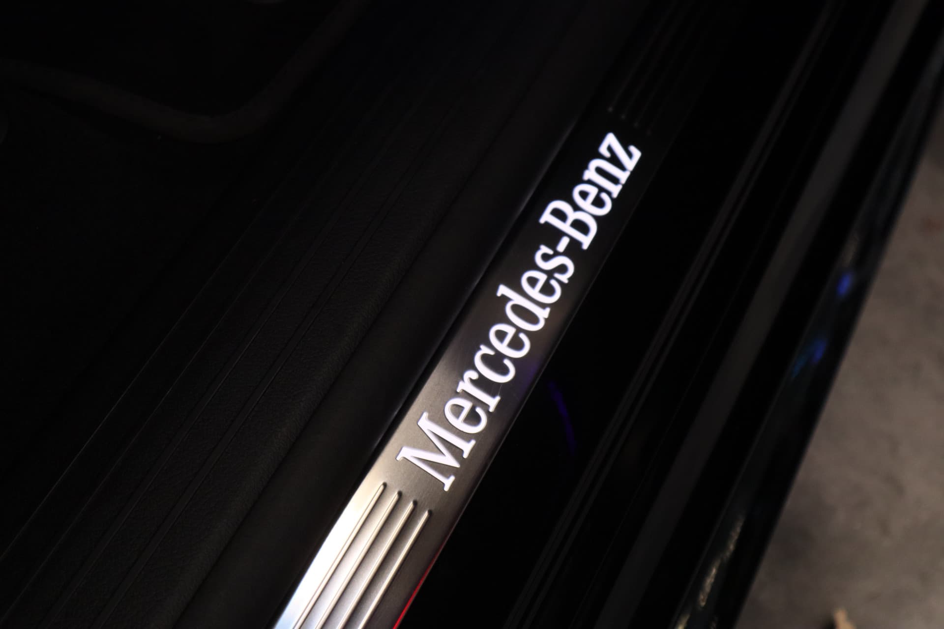 Mercedes-Benz GLE 350 e 4MATIC Premium Plus thumbnail 25