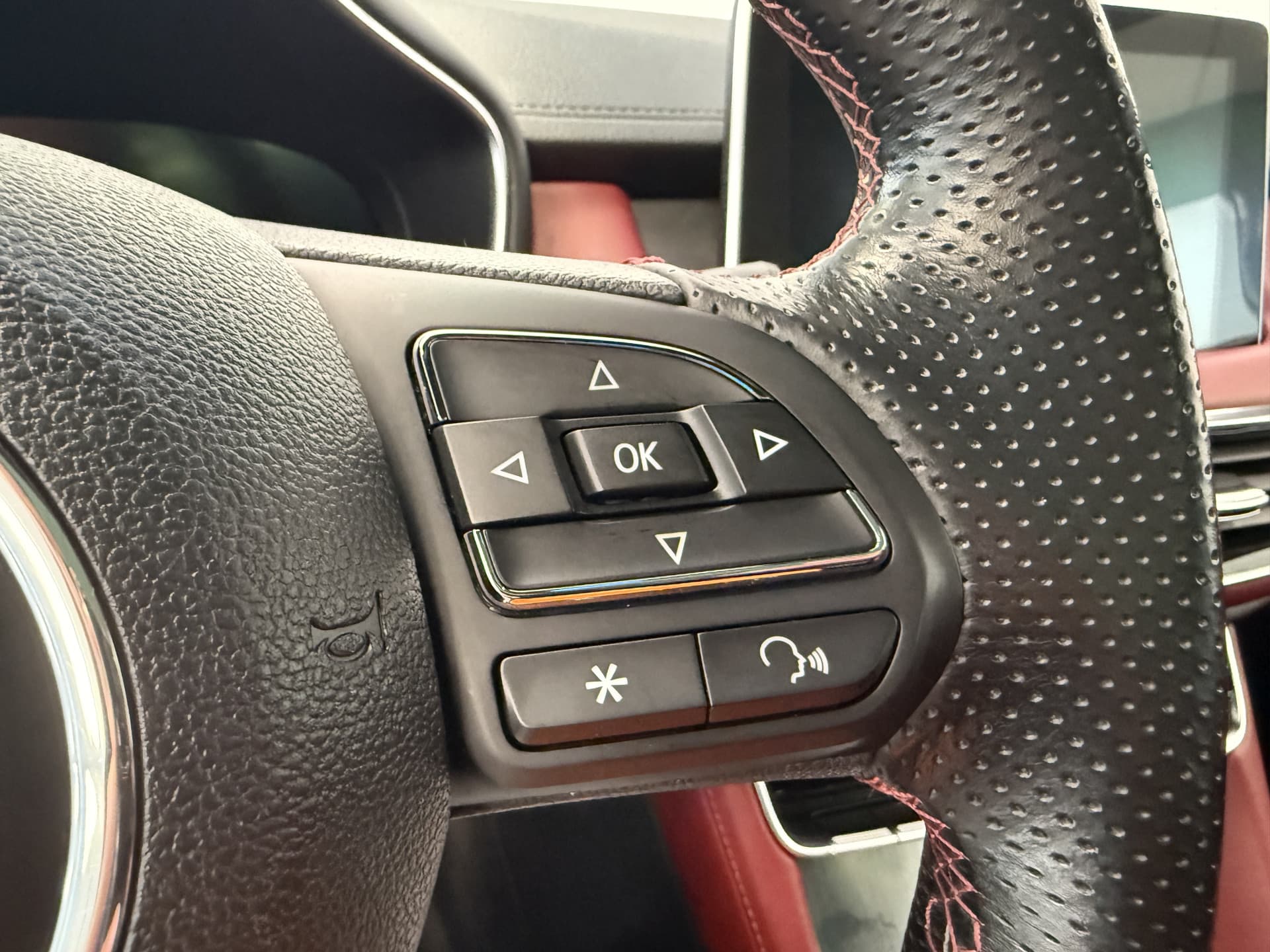 MG EHS 1.5 TGDI Luxury thumbnail 12