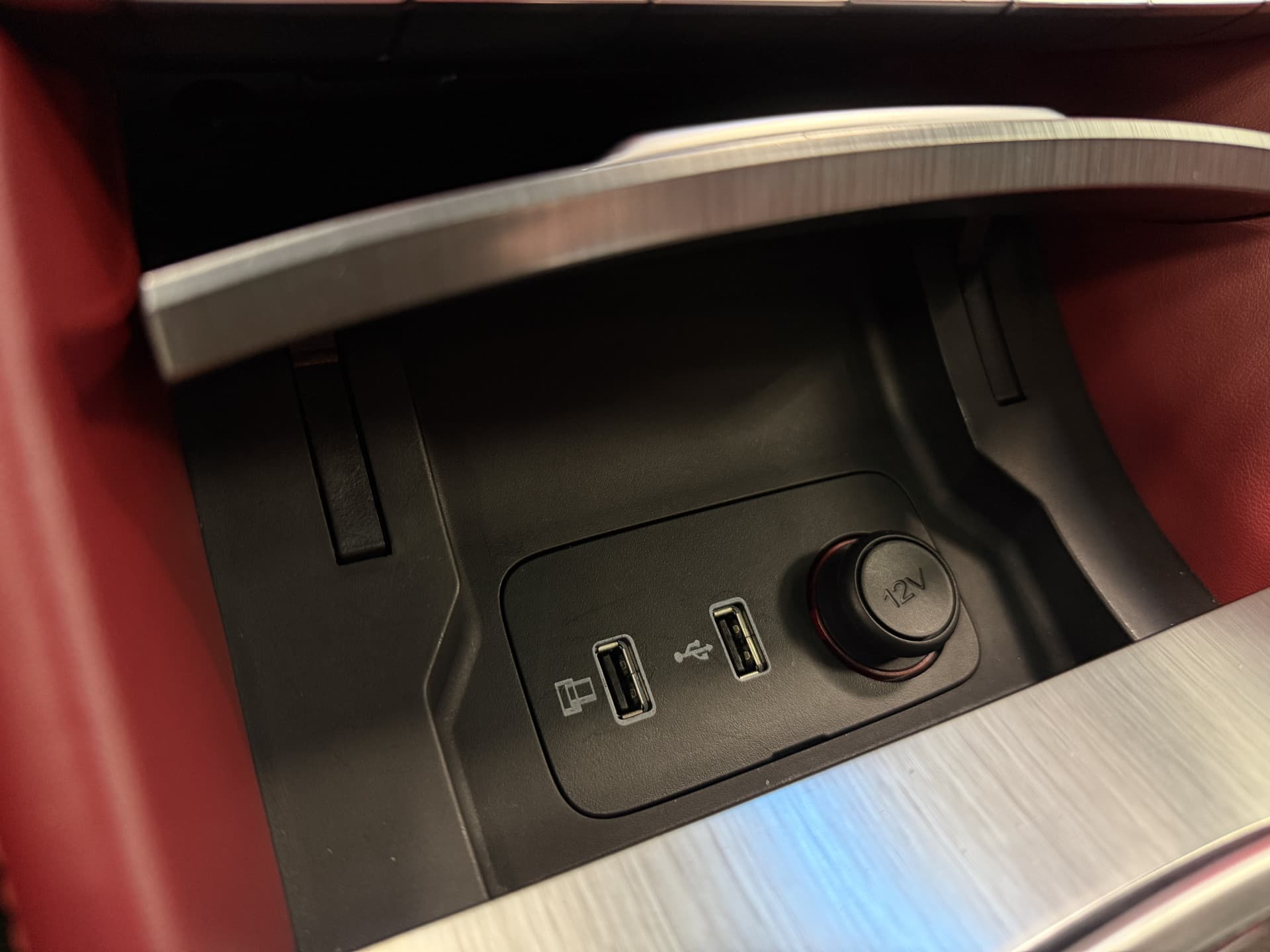 MG EHS 1.5 TGDI Luxury thumbnail 16