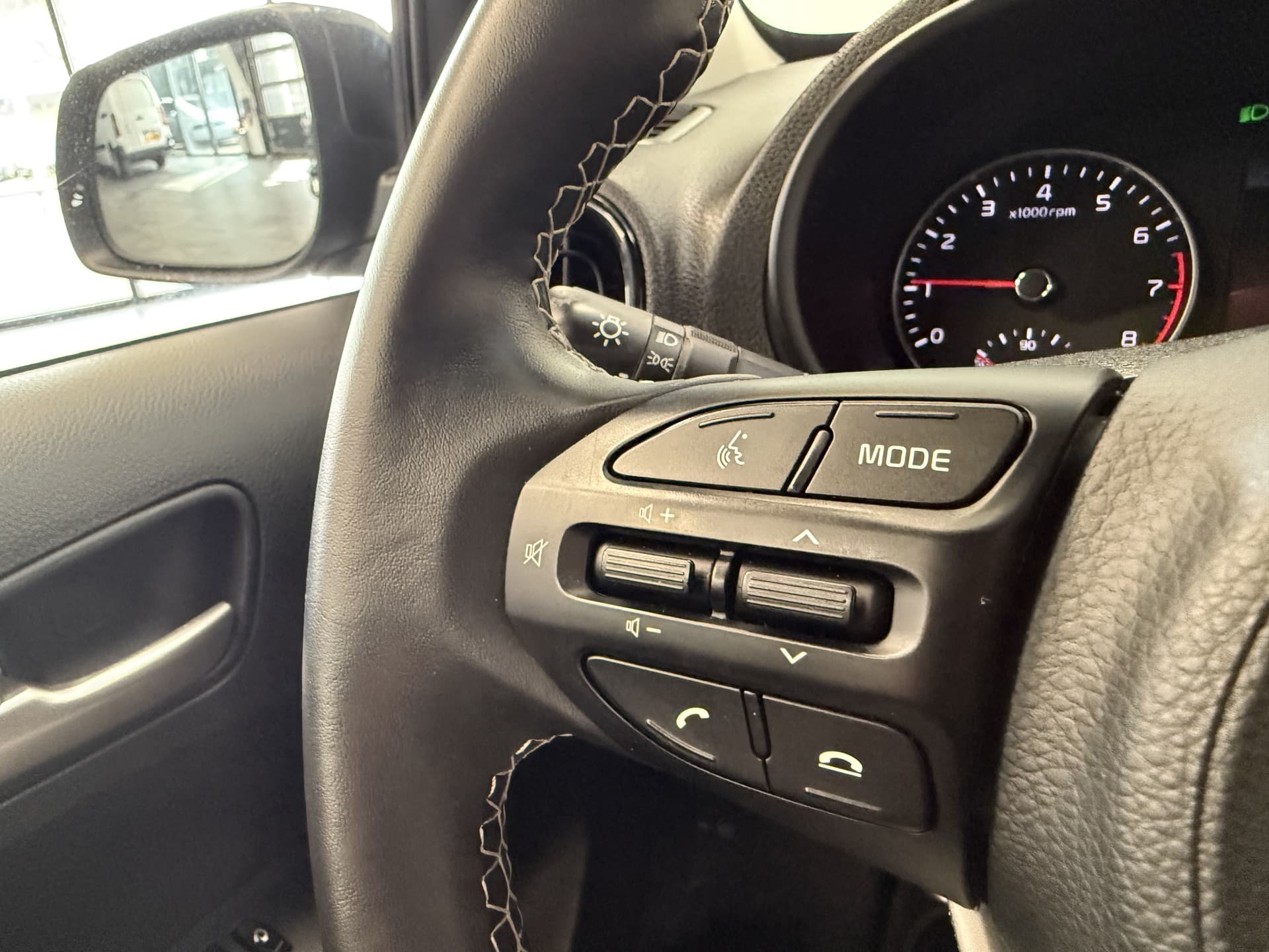 Kia Picanto 1.0 DPi DynamicPlusLine thumbnail 9