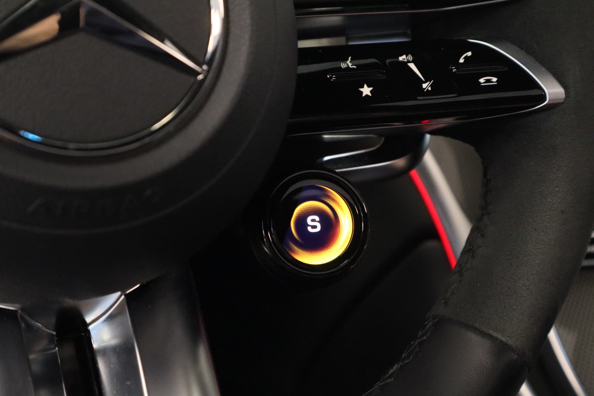 Mercedes-Benz GLC Coupé AMG 63 S E Performance Night Edition thumbnail 13