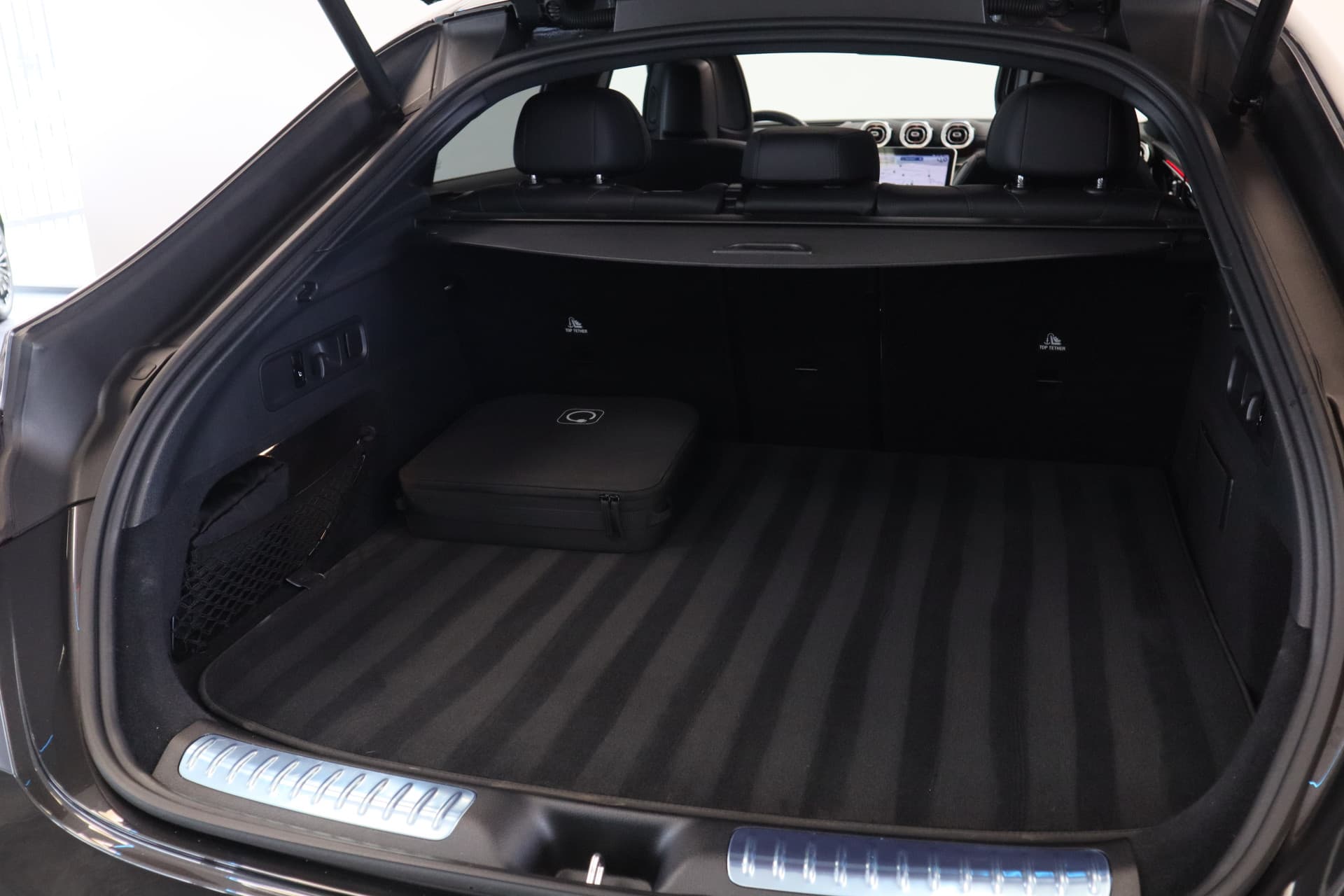 Mercedes-Benz GLC Coupé AMG 63 S E Performance Night Edition thumbnail 39