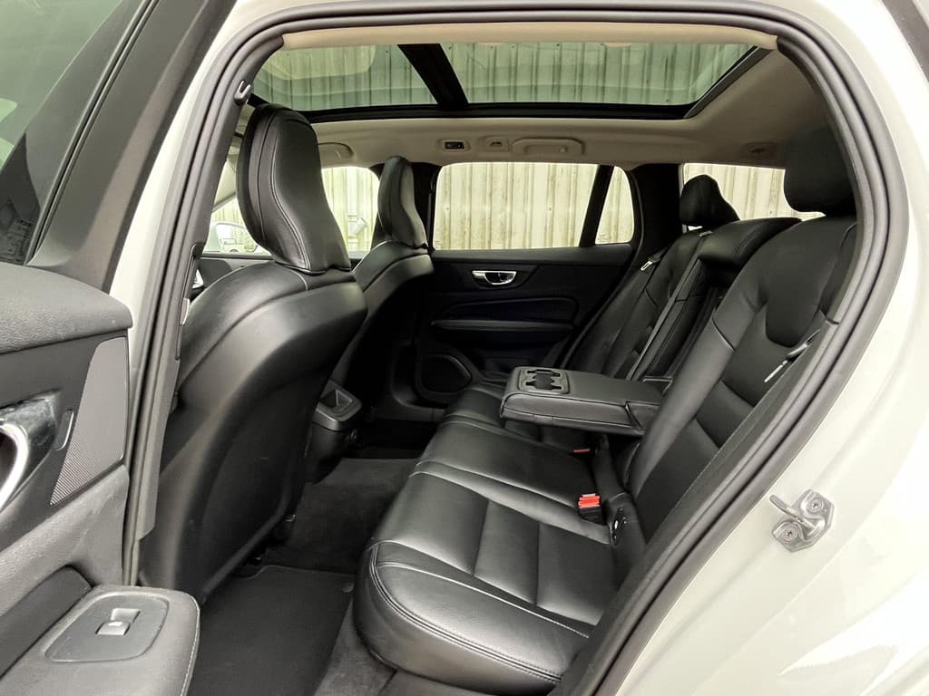 Volvo V60 2.0 B3 Business Pro thumbnail 24