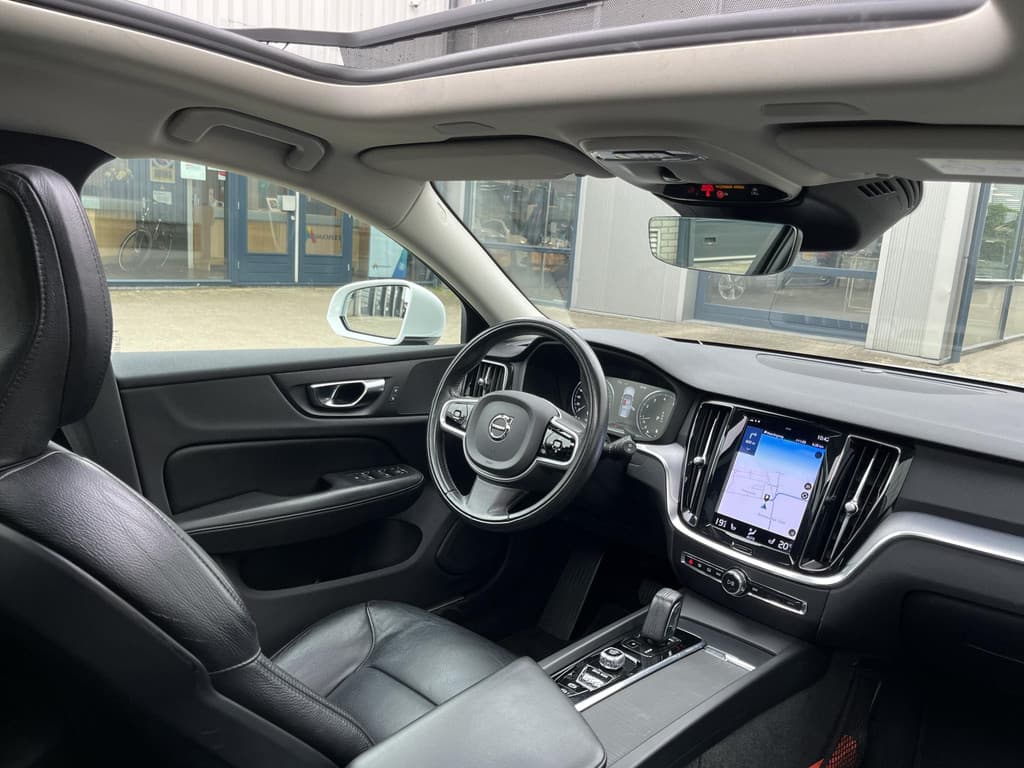 Volvo V60 2.0 B3 Business Pro thumbnail 44