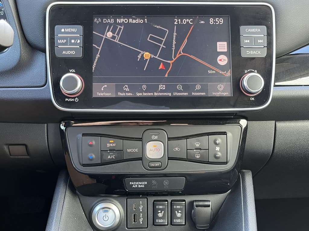 Nissan Leaf Tekna 40 kWh thumbnail 7