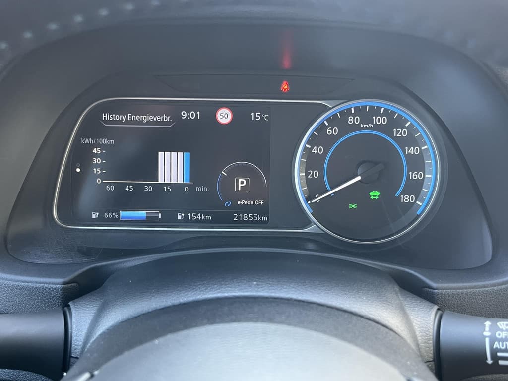 Nissan Leaf Tekna 40 kWh thumbnail 62