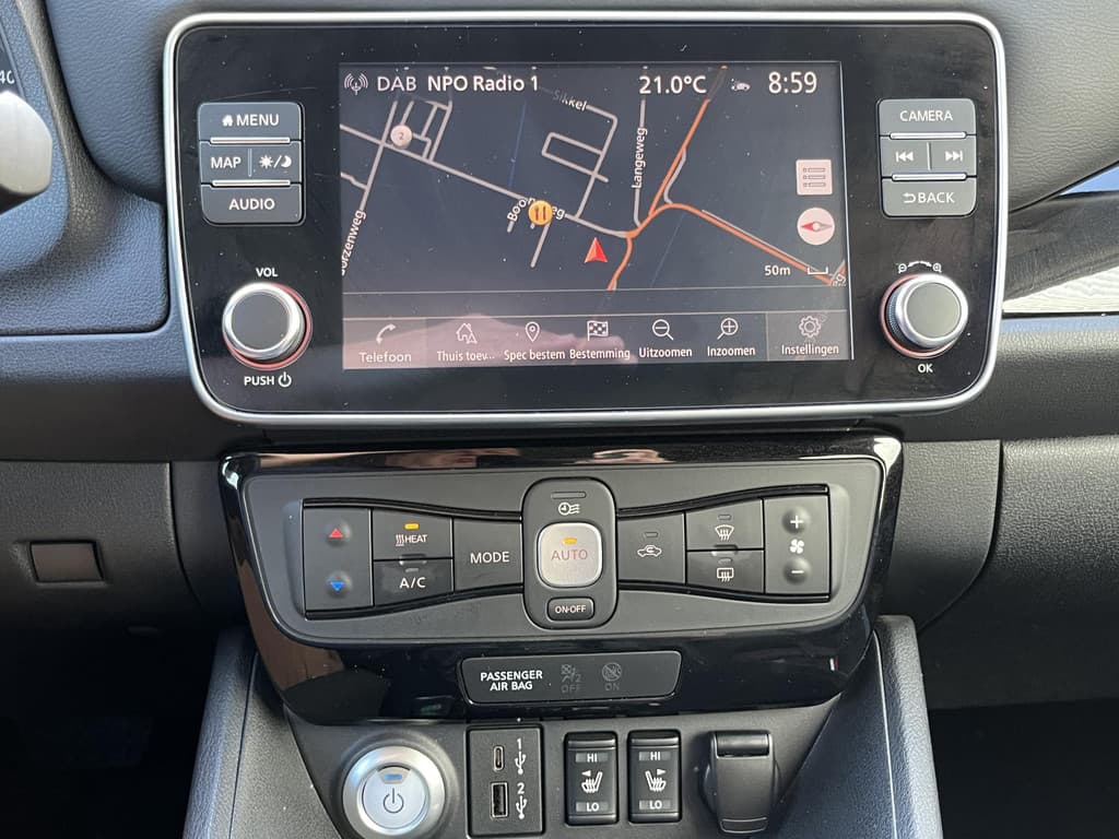 Nissan Leaf Tekna 40 kWh thumbnail 71