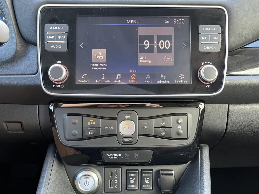 Nissan Leaf Tekna 40 kWh thumbnail 76