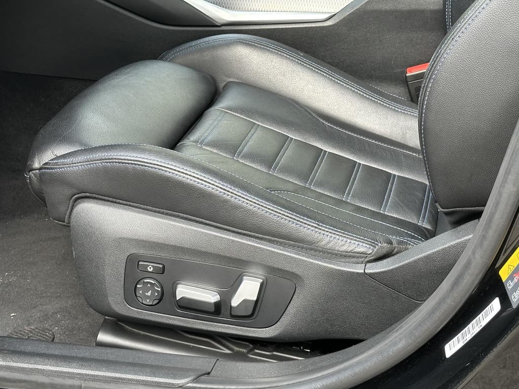 BMW 3 Serie Touring 330e M Pakket thumbnail 7