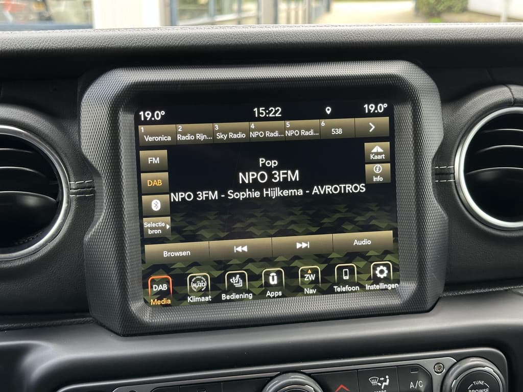 Jeep Wrangler Unlimited 4xe 380 Sahara thumbnail 20