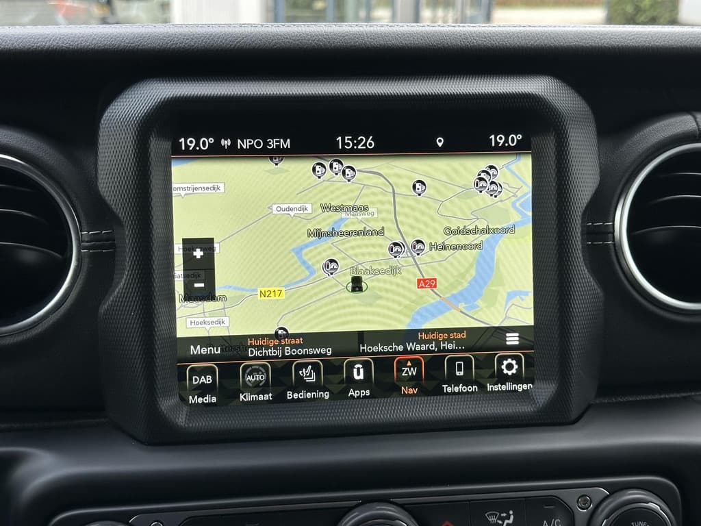 Jeep Wrangler Unlimited 4xe 380 Sahara thumbnail 23