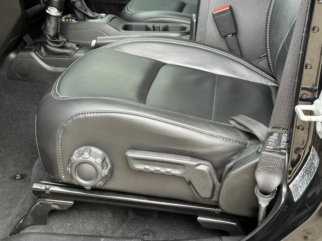 Jeep Wrangler Unlimited 4xe 380 Sahara thumbnail 26