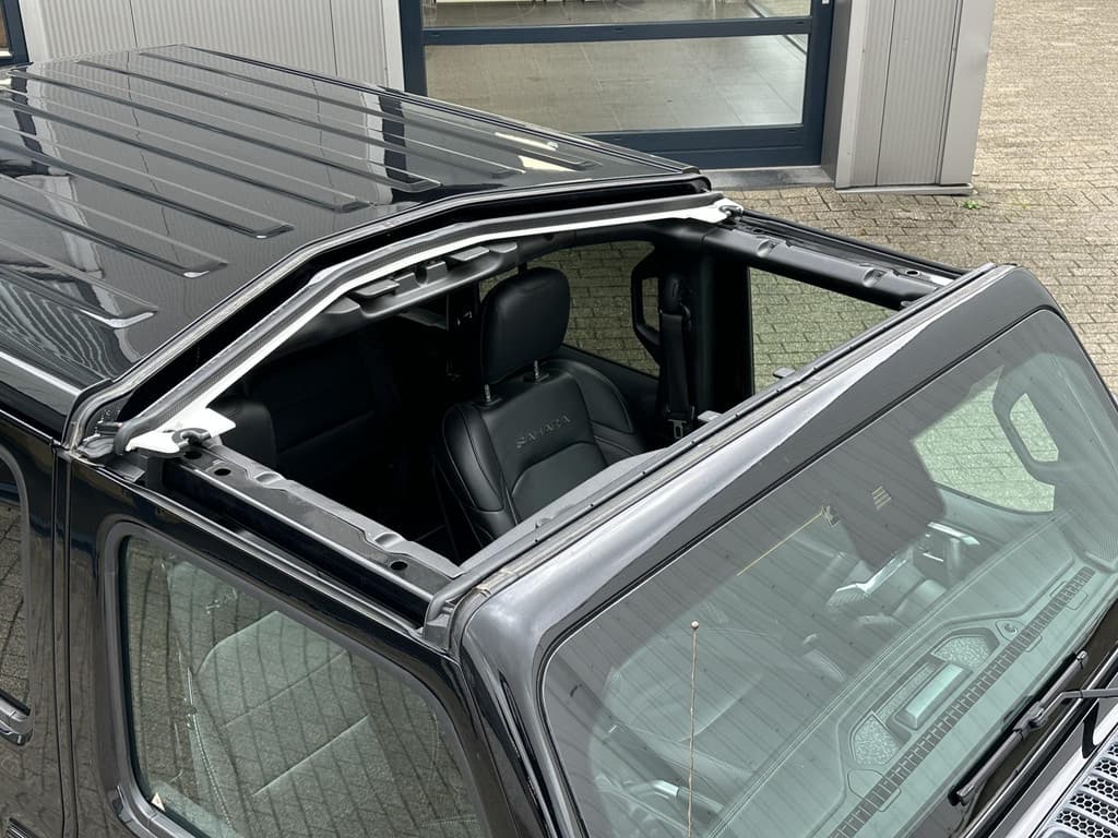 Jeep Wrangler Unlimited 4xe 380 Sahara thumbnail 33