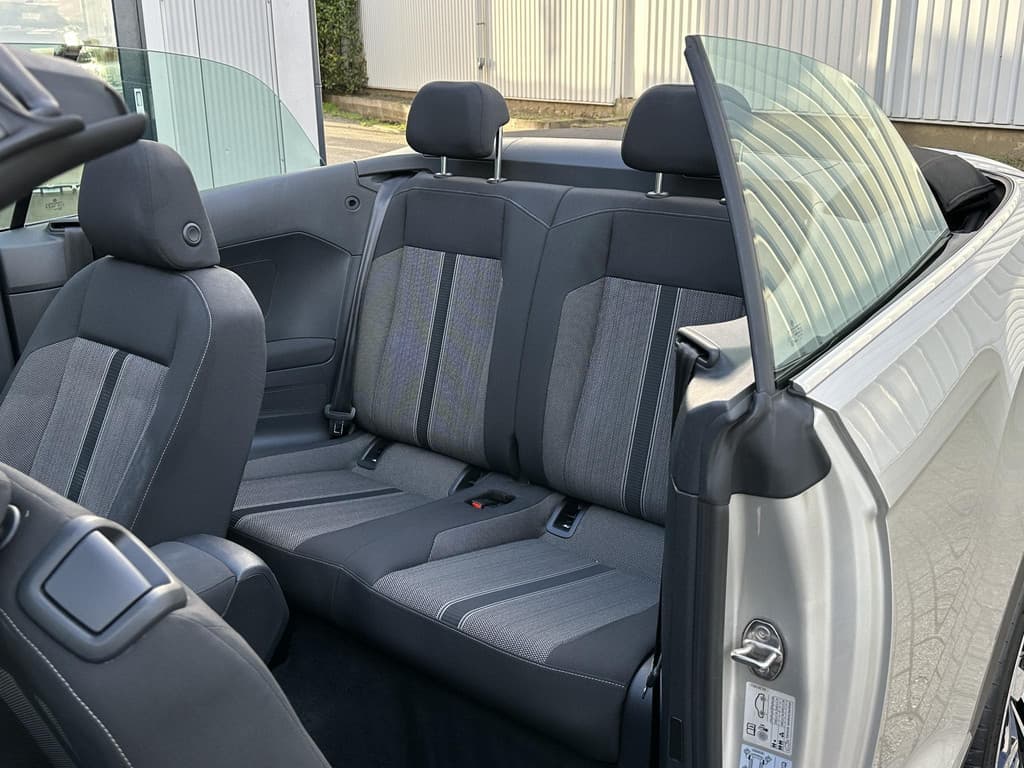 Volkswagen T-Roc Cabrio 1.0 TSI Style R-Line thumbnail 13