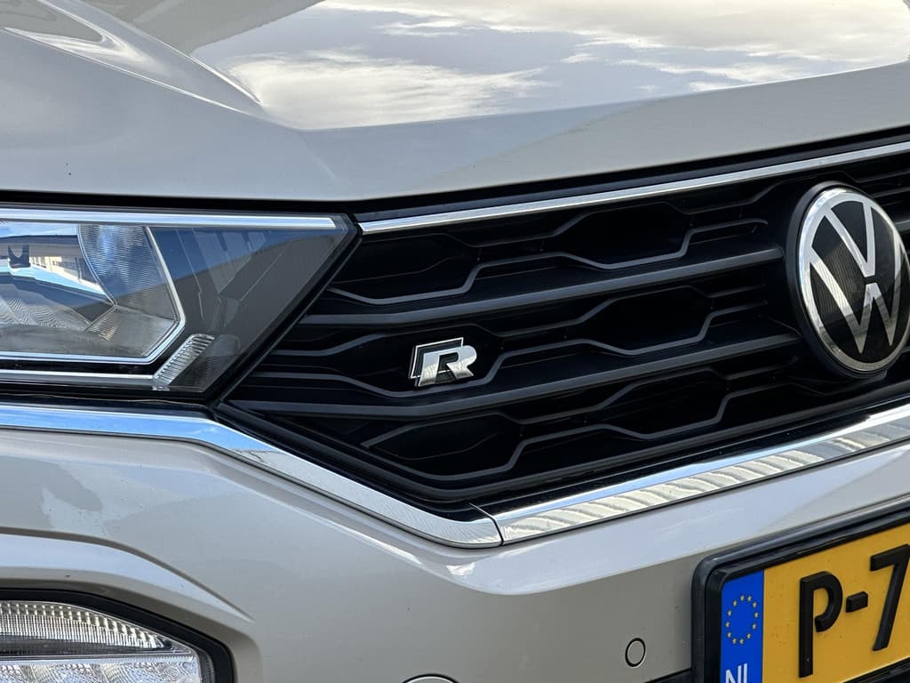 Volkswagen T-Roc Cabrio 1.0 TSI Style R-Line thumbnail 26