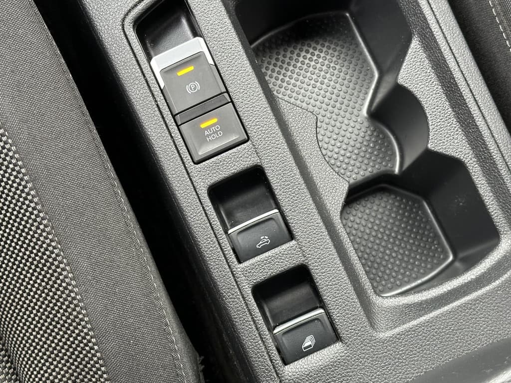 Volkswagen T-Roc Cabrio 1.0 TSI Style R-Line thumbnail 60