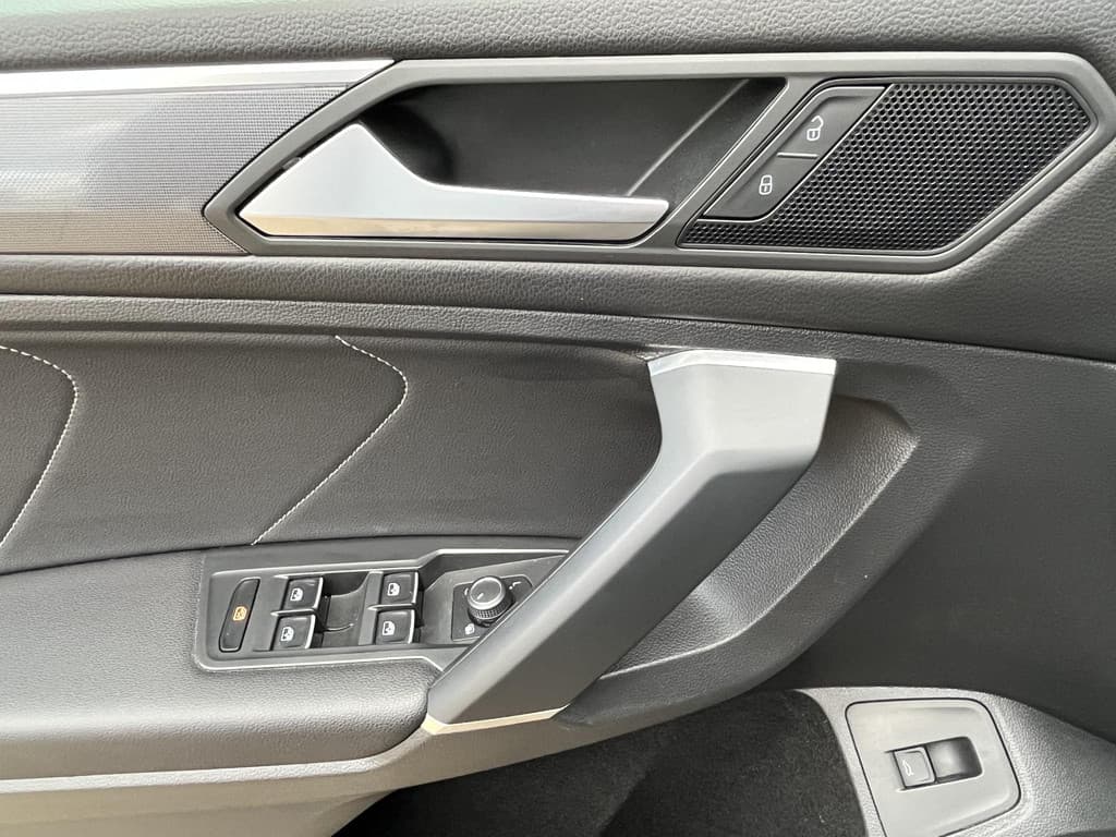 Volkswagen Tiguan Allspace 1.5 TSI Highline Business R thumbnail 12