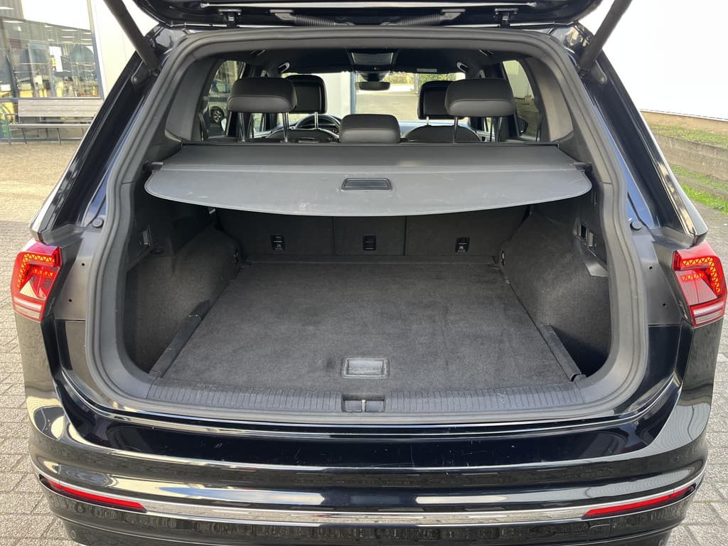 Volkswagen Tiguan Allspace 1.5 TSI Highline Business R thumbnail 23