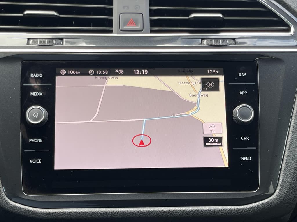 Volkswagen Tiguan Allspace 1.5 TSI Highline Business R thumbnail 8