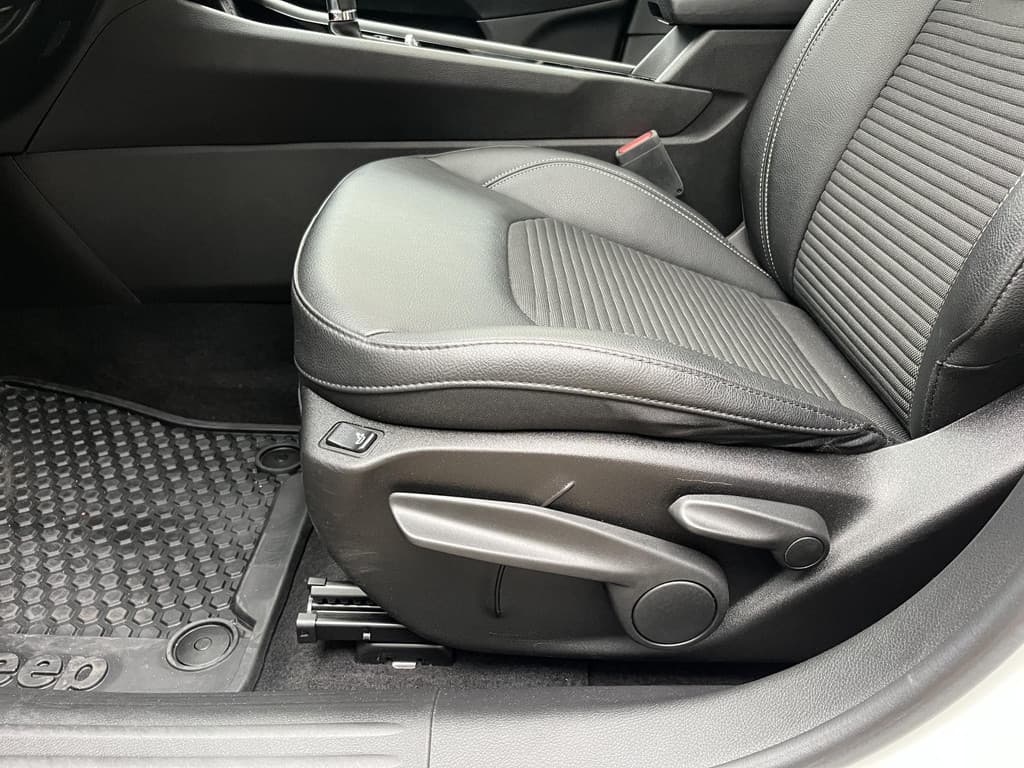 Jeep Compass 4xe 190 Plug-in Hybrid Electric Limited Lease Ed. thumbnail 18