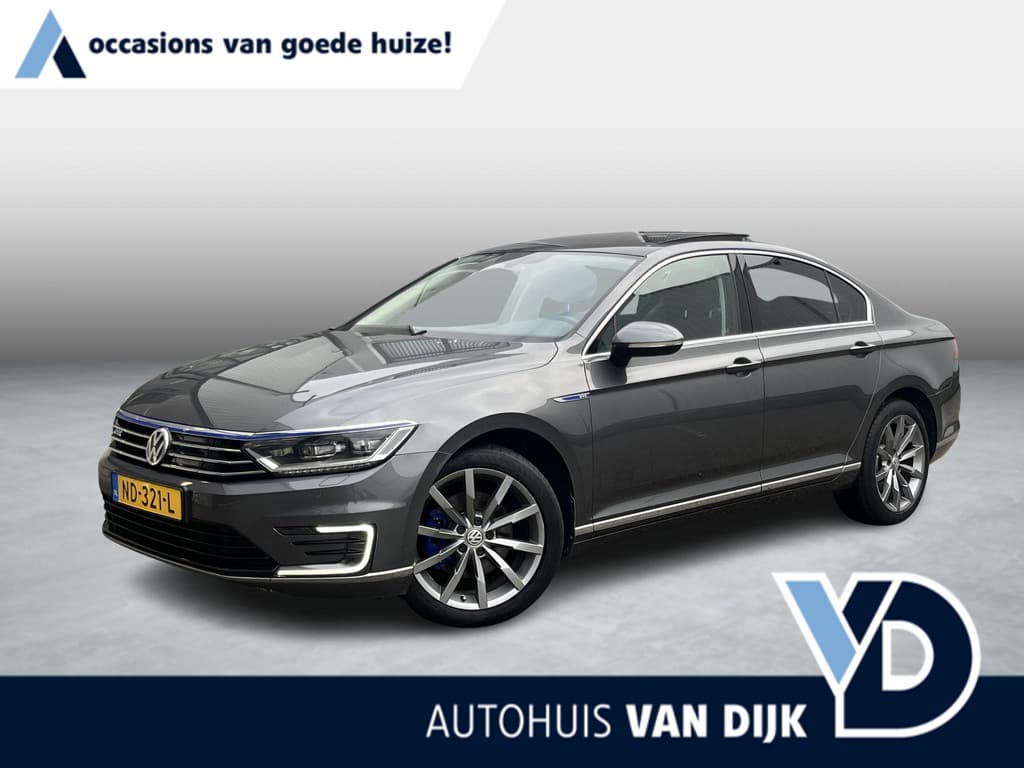 Volkswagen Passat 1.4 TSI GTE Connected Series Plus