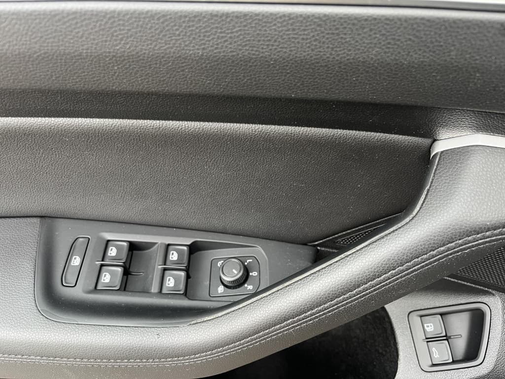 Volkswagen Passat 1.4 TSI GTE Connected Series Plus thumbnail 15