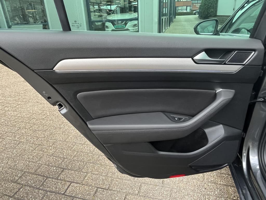 Volkswagen Passat 1.4 TSI GTE Connected Series Plus thumbnail 21