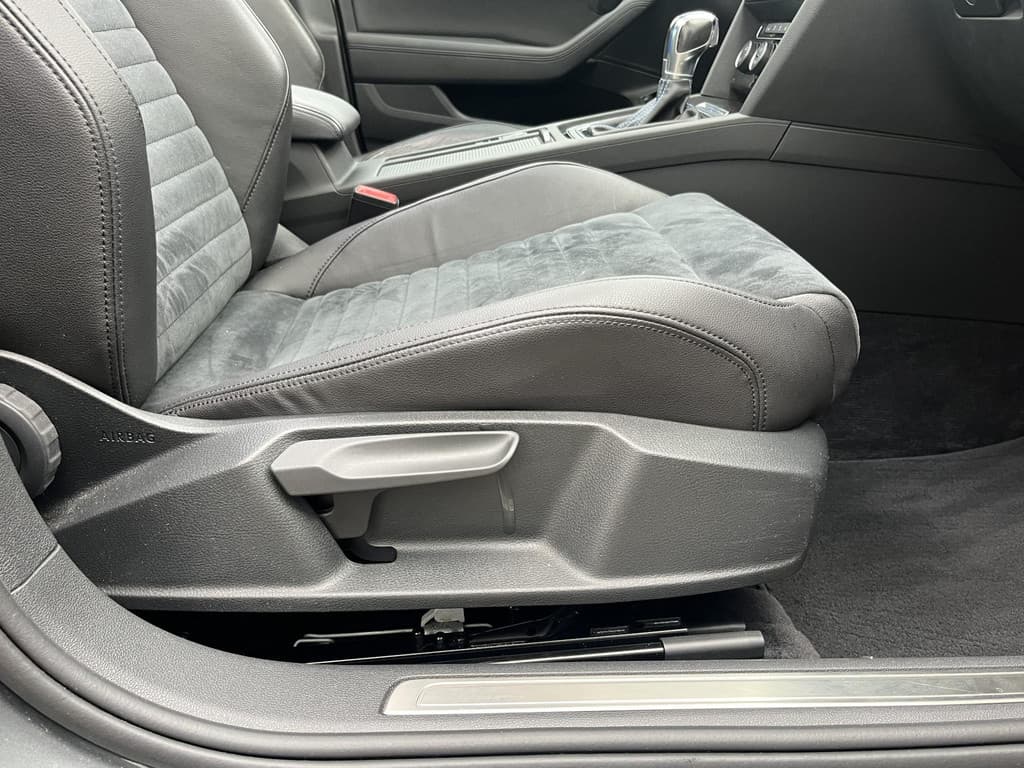 Volkswagen Passat 1.4 TSI GTE Connected Series Plus thumbnail 33