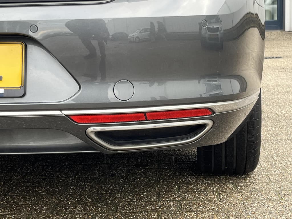 Volkswagen Passat 1.4 TSI GTE Connected Series Plus thumbnail 51