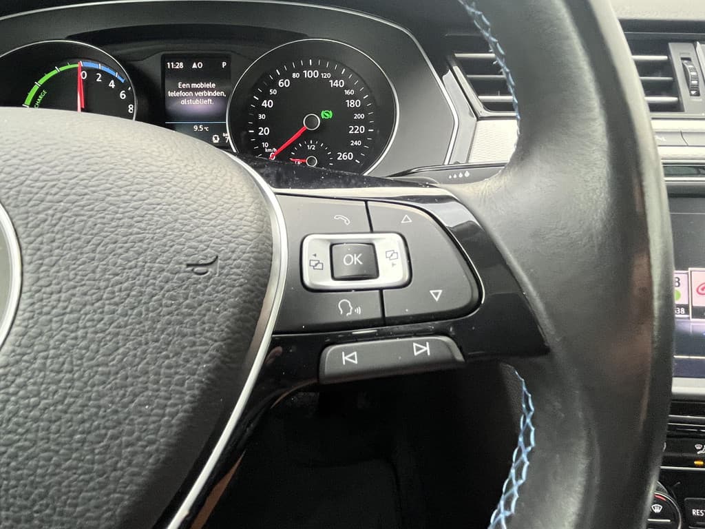 Volkswagen Passat 1.4 TSI GTE Connected Series Plus thumbnail 59