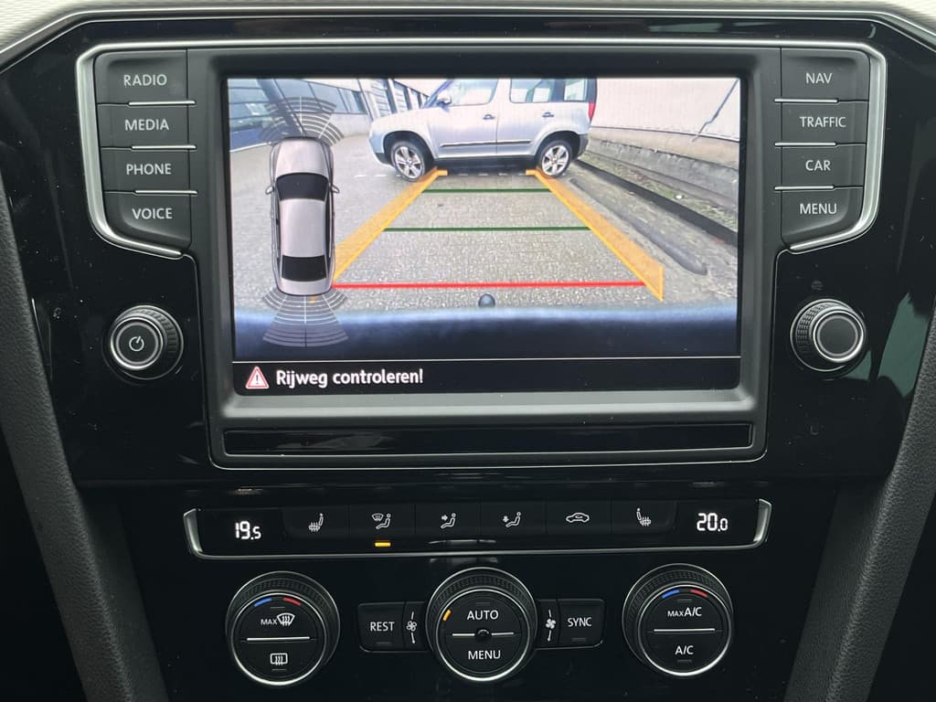 Volkswagen Passat 1.4 TSI GTE Connected Series Plus thumbnail 7