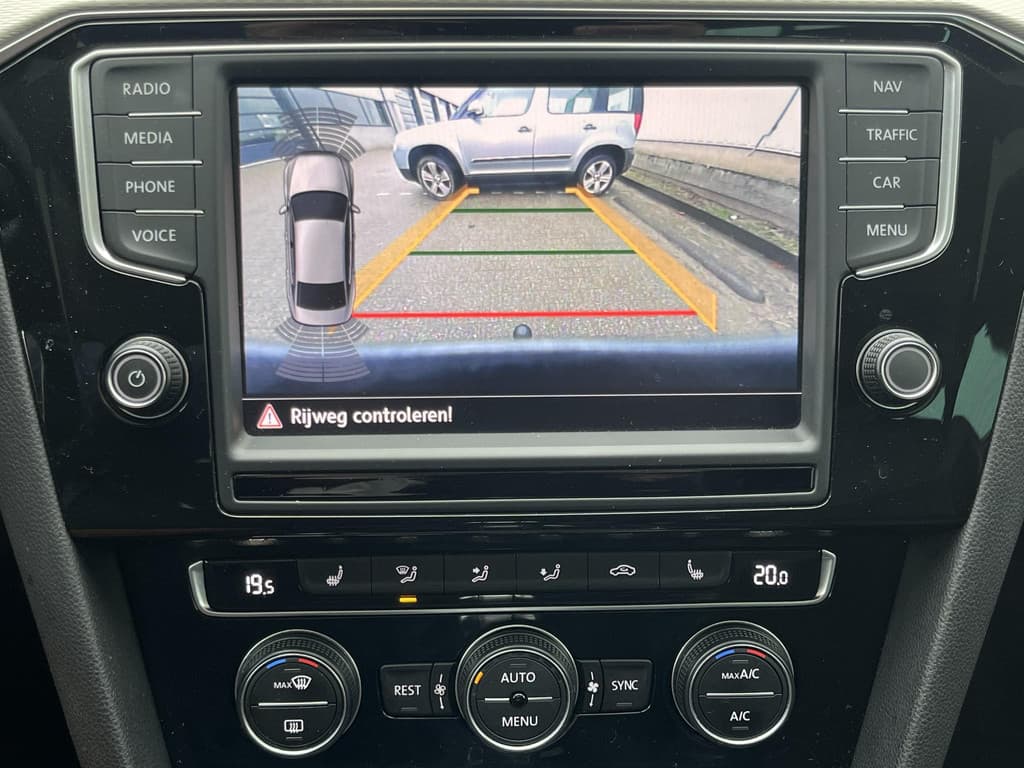 Volkswagen Passat 1.4 TSI GTE Connected Series Plus thumbnail 78