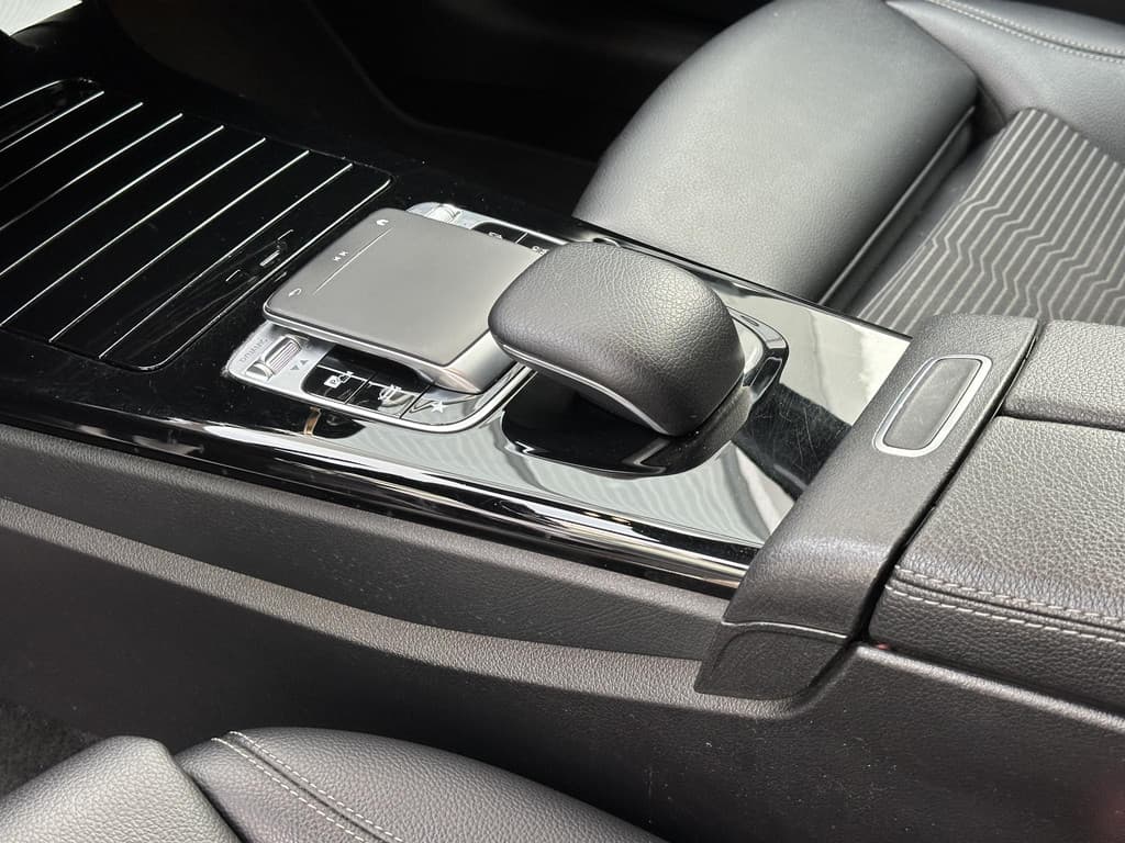 Mercedes-Benz A-Klasse 220 Advantage thumbnail 36