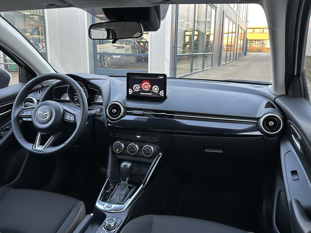 Mazda 2 1.5 Skyactiv-G Luxury thumbnail 21
