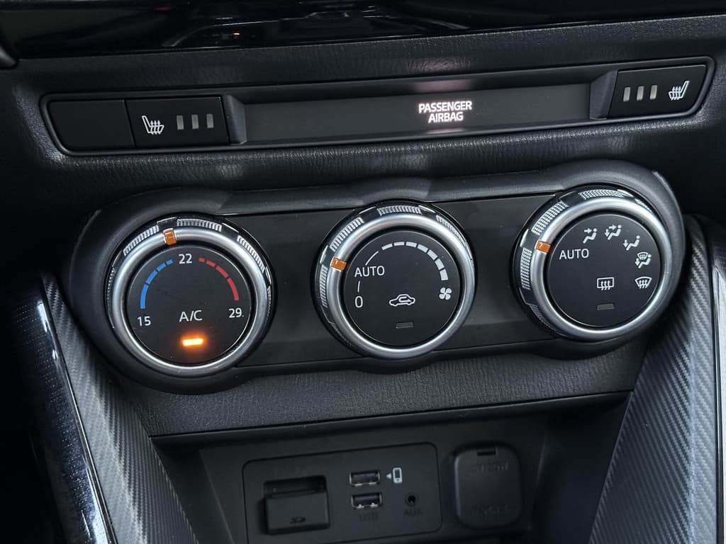 Mazda 2 1.5 Skyactiv-G Luxury thumbnail 22