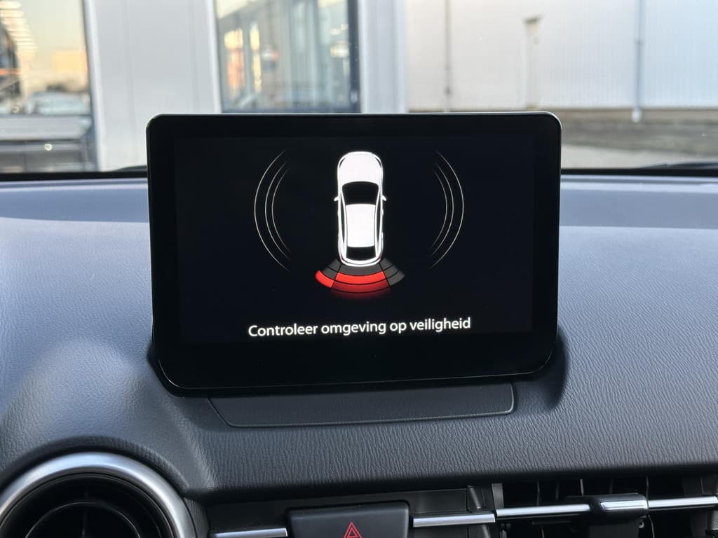 Mazda 2 1.5 Skyactiv-G Luxury thumbnail 32