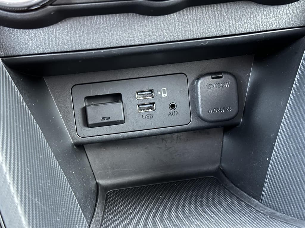 Mazda 2 1.5 Skyactiv-G Luxury thumbnail 42