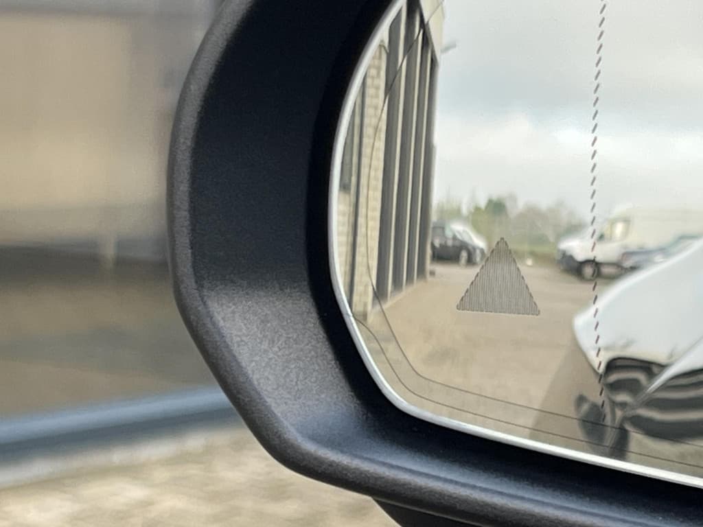 Mercedes-Benz CLE Coupé 200 AMG Line thumbnail 63