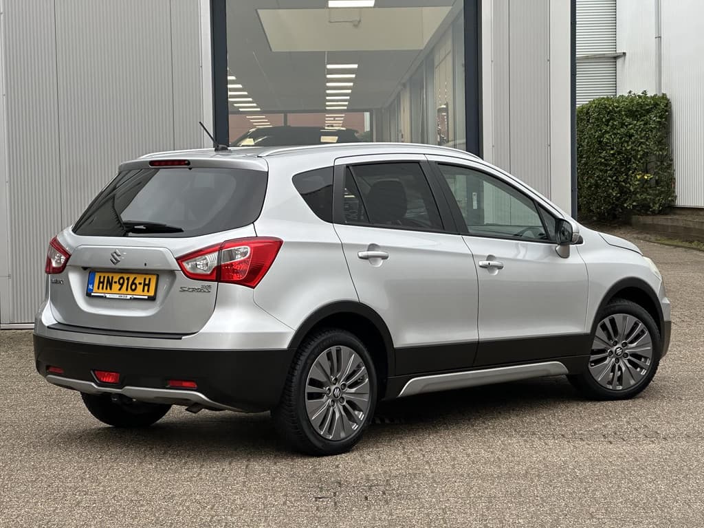 Suzuki S-Cross 1.6 Exclusive thumbnail 2